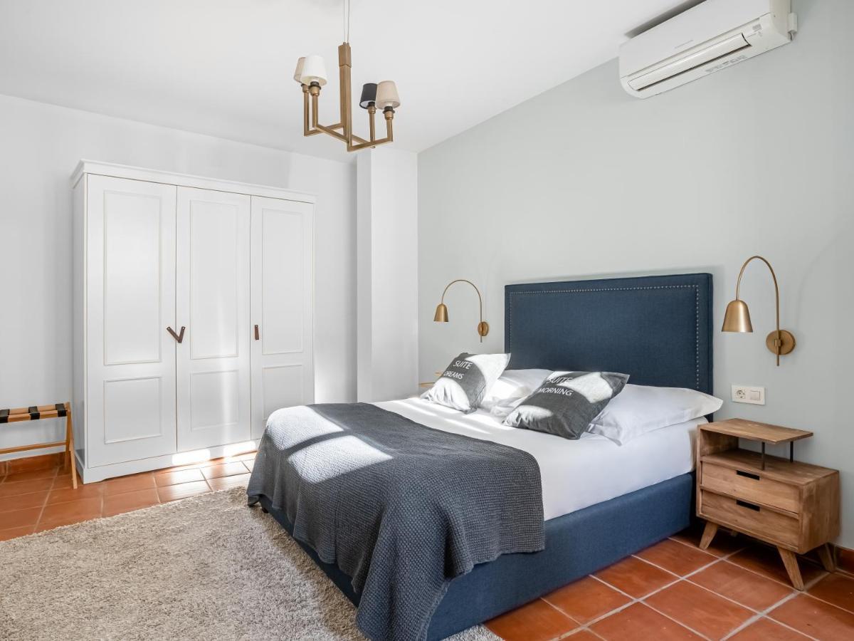 Limehome Granada Calle Santa Ana Ngoại thất bức ảnh