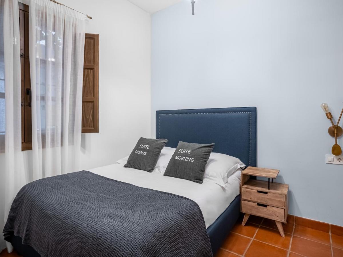 Limehome Granada Calle Santa Ana Ngoại thất bức ảnh